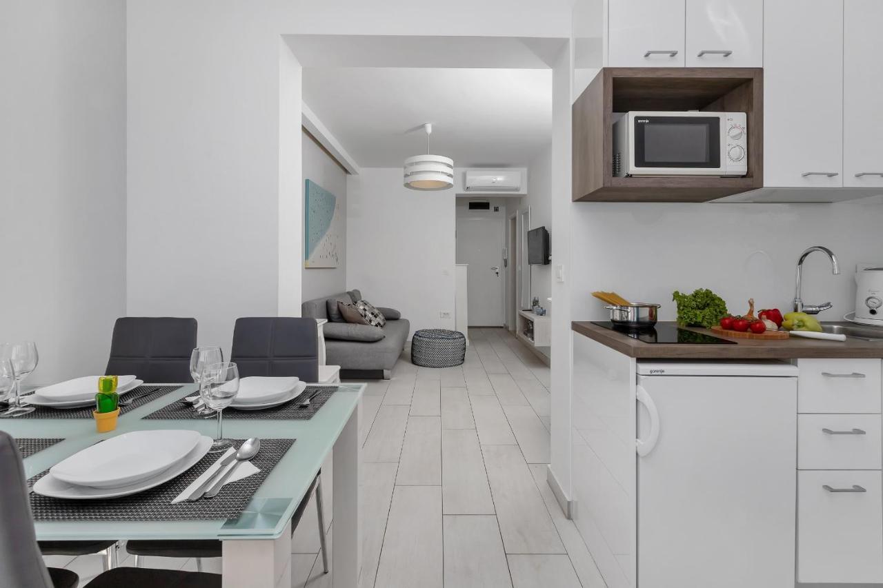 Apartments Villa Joy 伯德古拉 外观 照片